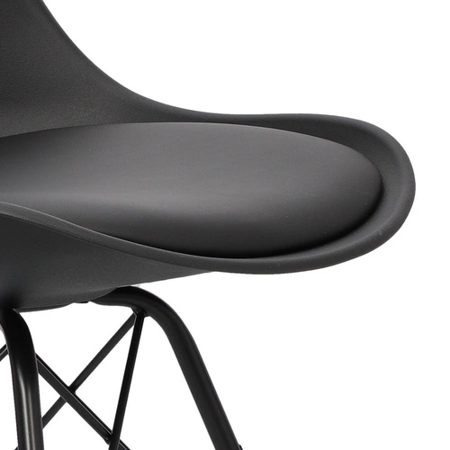 Jídelní židle Eris PP Actona černá moderní z plastu a ekokůže snadné čištění