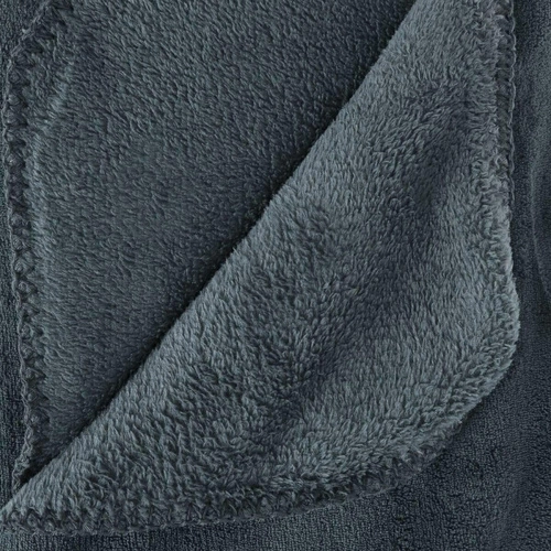 Teplá mikroflísová deka Atmosphera grafitová 180x230 cm na postel a pohovku