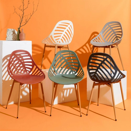 Moderní béžová jídelní židle z plastu Intesi Alameda snadno čistitelná