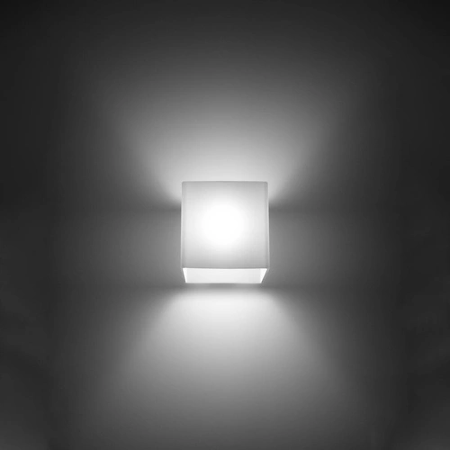 Moderní bílá skleněná nástěnná lampa RICO Sollux do obýváku a ložnice 12 cm