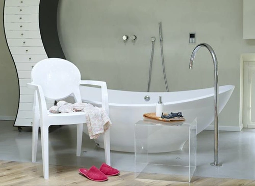 Moderní bílé jídelní křeslo s područkami SCAB Design stohovatelné do kuchyně