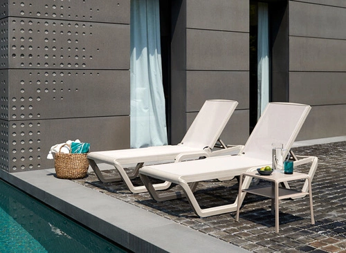 sk.Lehátko o ode Vela white