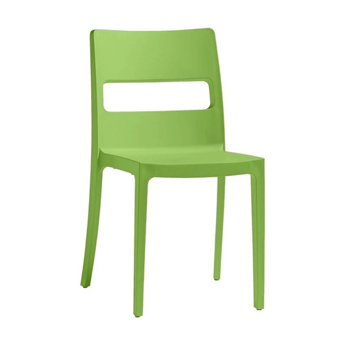 Zahradní židle Sai zelená stohovatelná z plastu pro zahradu a banketní sál SCAB Design