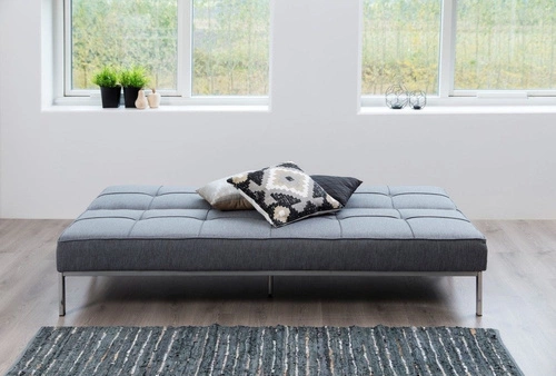 Rozkládací sametová pohovka Perugia VIC pro 3 osoby růžová do obýváku Actona