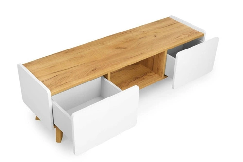 Bílá TV komoda s dubovými nohami Lett 135 cm skandinávská se zásuvkami do obýváku SKANDICA