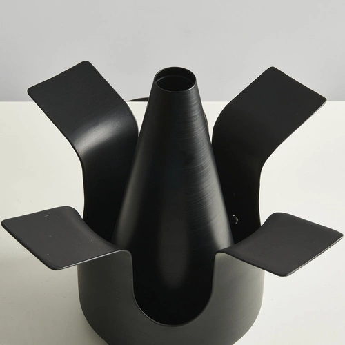 Moderní černá stolní lampa FATA s kouřovým sklem do obýváku nebo ložnice 46 cm Step into Design