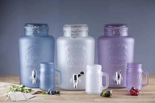 Šedý silikonový dávkovač nápojů s kohoutkem KILNER na párty sklenici