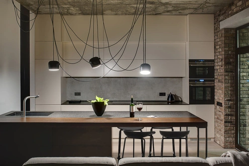 Barová stolička bez opěradla Grego černá moderní do kuchyně a k ostrůvku 75 cm Intesi