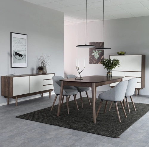 Čalouněná židle Nils Actona šedá skandinávská s područkami do jídelny a obýváku