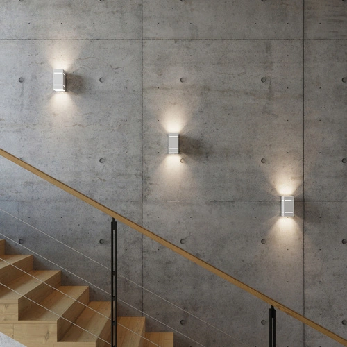 Moderní bílá nástěnná lampa Blocco Sollux Lighting z hliníku do ložnice a obývacího pokoje