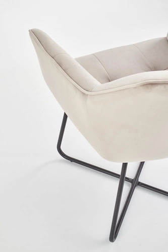 Čalouněná sametová jídelní židle Yorkshire béžová s područkami na lyžinách Intesi