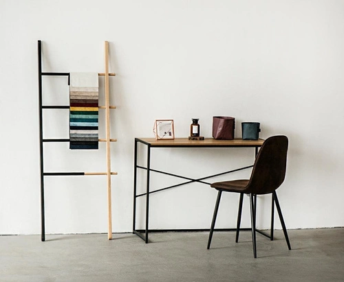 Psací stůl Seaford Dub