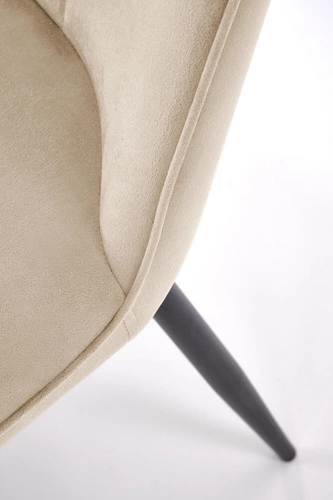 Čalouněná sametová jídelní židle Myanna béžová moderní s opěrkou