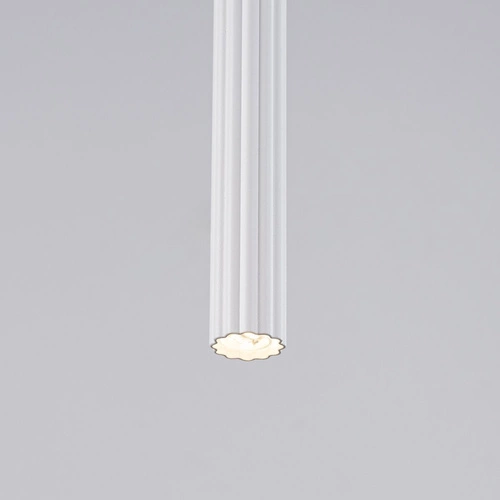 Moderní závěsné svítidlo ARCHE 1 bílé s nastavitelnou výškou nad jídelní stůl do obýváku a kuchyně