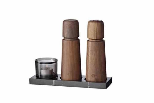 Crush Grind dřevěný mlýnek na sůl a pepř 17 cm moderní ořech hnědý