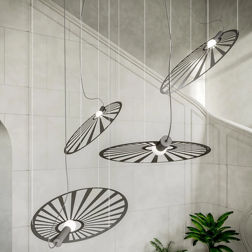 Závěsné svítidlo LEHDET černé moderní kovové do obýváku a jídelny, výškově nastavitelné 150 cm