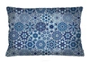 Dekorační sametový polštář Blue Intesi antialergenní do obýváku 40x60 cm