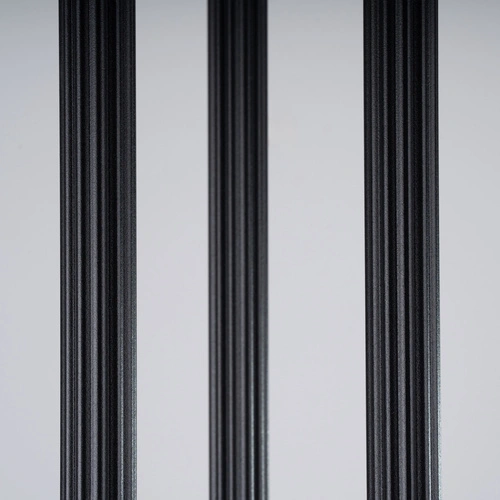 Závěsné svítidlo ARCHE 3P černé moderní nastavitelné do obýváku a nad stůl 3bodové