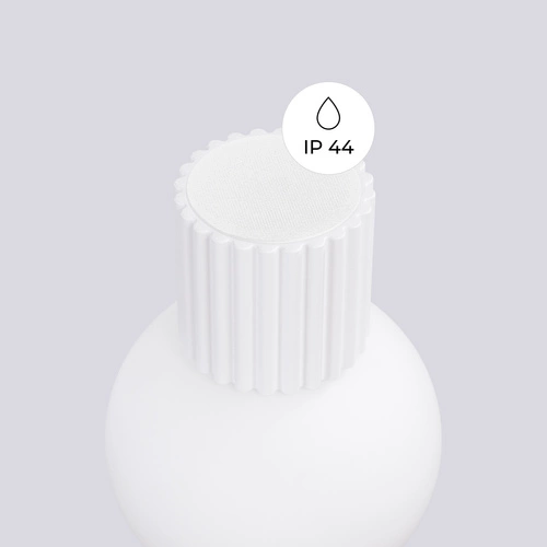 Moderní bílá nástěnná lampa HALO IP44 do obýváku a ložnice hliník sklo SOLLUX