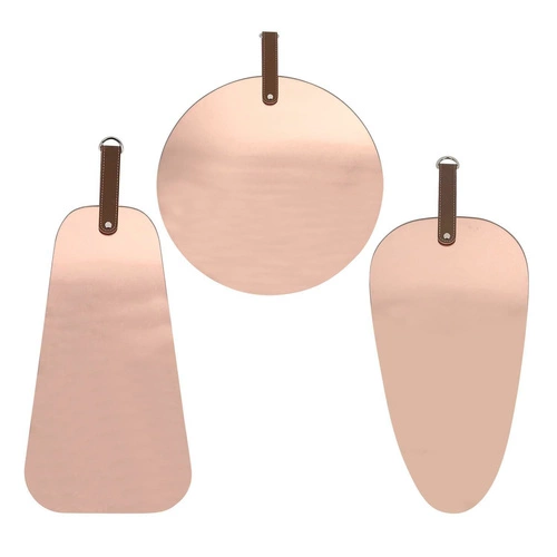 Oválné závěsné zrcadlo na řemínku měděné Pagaj Intesi do předsíně moderní