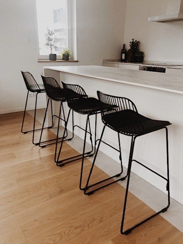 Barová židle Dill High černá s opěrkou, kovová, čalouněná, do kuchyně a k ostrůvku, 75 cm Intesi