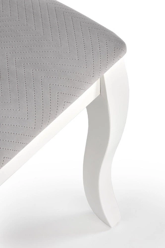 Čalouněná židle Gilbert do jídelny a obýváku šedá s bílými nohami glamour Intesi