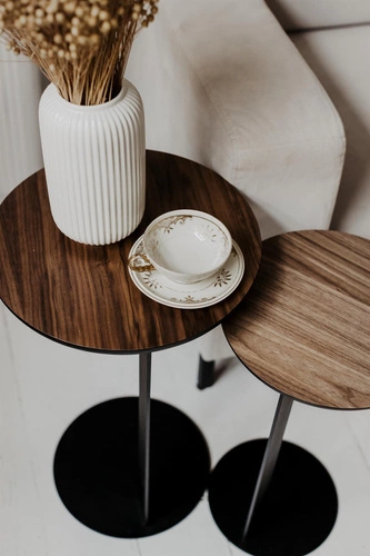 Konferenční stolek ODEN kulatý moderní loftový americký ořech 30 cm do obýváku NORDIFRA