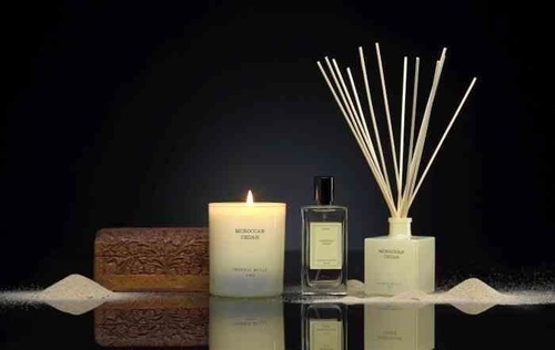 XXL vonná sójová svíčka Moroccan Cedar Cereria Molla béžová do obýváku 3,5 kg