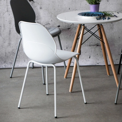 Jídelní židle Layer 4 Simplet bílá moderní z plastu a kovu minimalistická