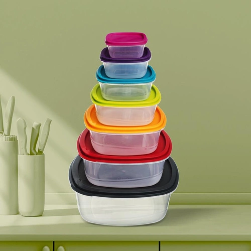 Sada 7 čtvercových nádob