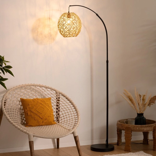Stojací lampa do obýváku boho Raahe Atmosphera černá s přírodním stínidlem 180 cm