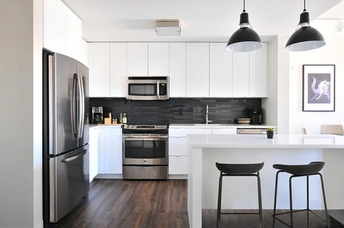 Barová židle Grego černá 65 cm