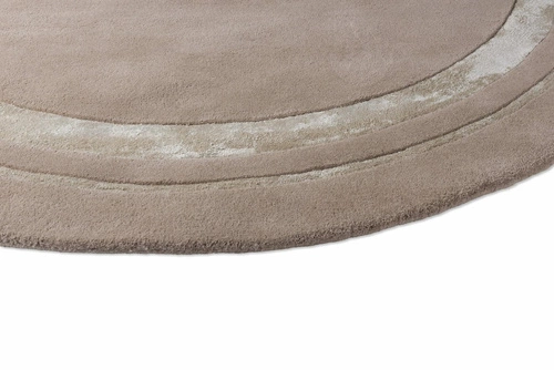 Kulatý vlněný koberec do obýváku Redbrook Hazelnut 150 cm moderní snadno čistitelný Laura Ashley