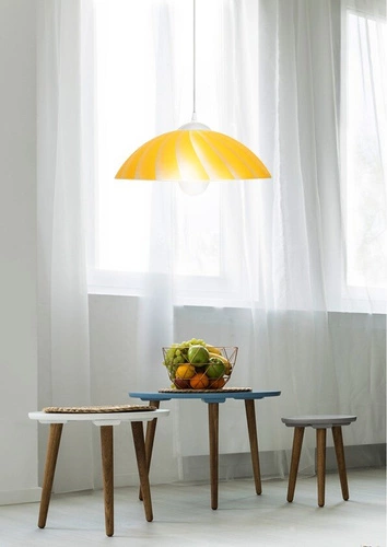 Moderní závěsné svítidlo Kamila žluté skleněné do obýváku ložnice kuchyně 34 cm