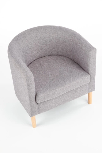 Šedé čalouněné křeslo Calidris ve skandinávském stylu z látky na dřevěných nohách do obývacího pokoje