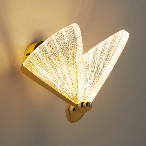 Nástěnné LED svítidlo zlaté BEE Step into Design moderní do obýváku a ložnice 22 cm