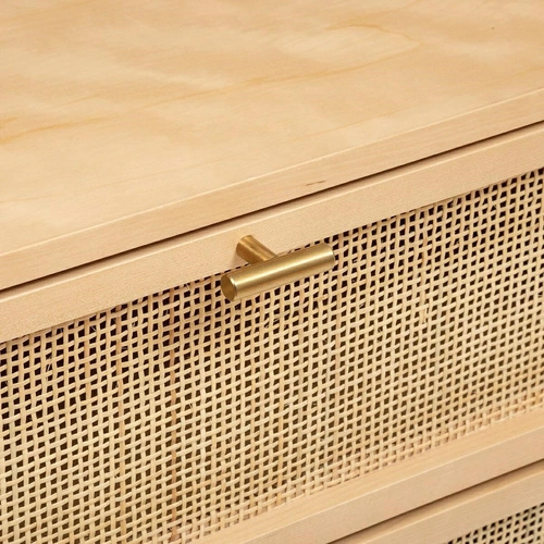 Moderní ratanová komoda Rayo 120 cm se zásuvkami na zlatých nohách do obýváku Atmosphera