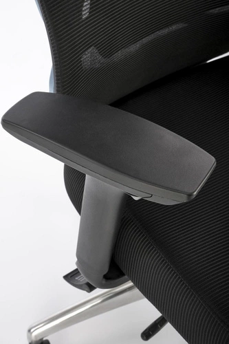 Ergonomická kancelářská židle Berto černá otočná s opěrkou hlavy a nastavením Intesi do kanceláře