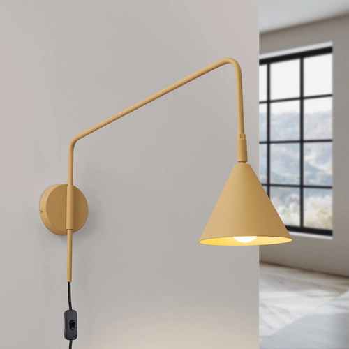 Nástěnné svítidlo NOX zlaté moderní kovové do ložnice a obýváku SOLLUX LIGHTING 61 cm