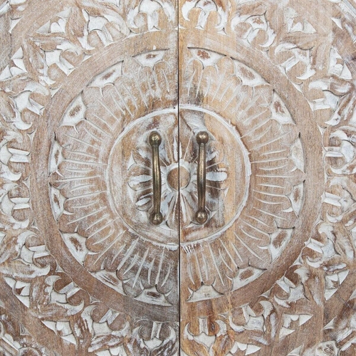 Dřevěná komoda Shirel z manga na nožkách s frézovanými dvířky do obýváku Atmosphera 90 cm