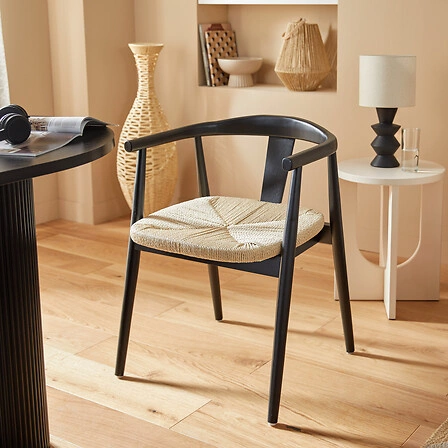 Dřevěná jídelní židle Yamato Atmosphera ve skandinávském stylu s područkami