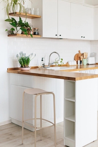 Kovová barová stolička Trick 75 cm šedá moderní bez opěrky do kuchyně a k ostrůvku SCAB Design