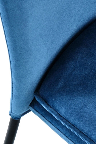 Čalouněná jídelní židle z modrého sametu Cecile Intesi moderní glamour s opěrkou