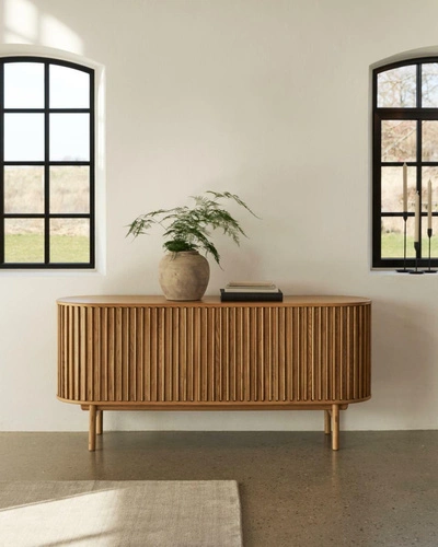 Komoda Carno dřevěná rýhovaná 160 cm moderní do obývacího pokoje