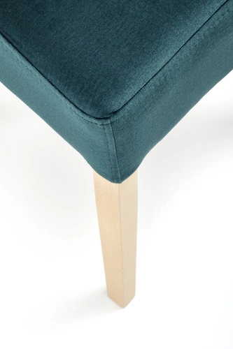 Čalouněná jídelní židle Xsavier zelený samet s dřevěnými nohami Intesi