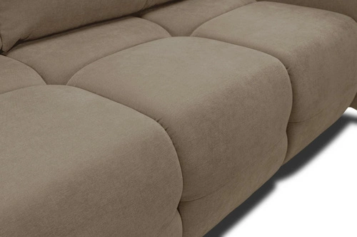 Rozkládací trojmístná pohovka Bode s úložným prostorem a funkcí spaní hnědá do obýváku