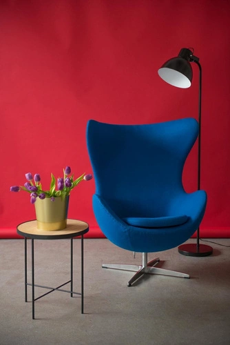 Křeslo Egg D2.DESIGN modrý kašmír otočné houpací moderní do obýváku