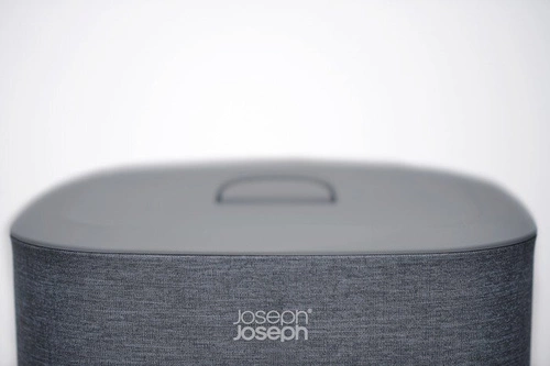 Joseph Joseph Tota moderní dvoukomorový koš na prádlo 60 l s víkem do koupelny černý