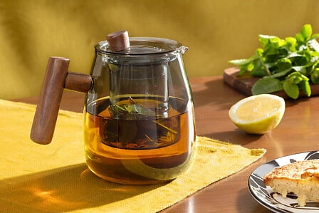 Skleněná konvice Twisted Lime 800 ml na čaj a bylinky – šedé borosilikátové sklo