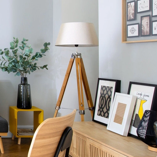 Stojací dřevěná lampa Runo Atmosphera tripod béžová do obýváku skandinávský styl